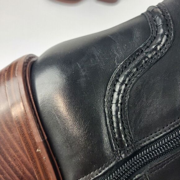 Vince Camuto Vuliann Tall Boots Knee high Black Leather 7.5M - Picture 4 of 16